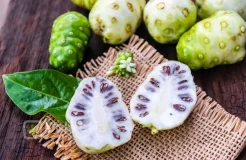 Manfaat dan Cara Mengonsumsi Buah Mengkudu untuk Kecantikan